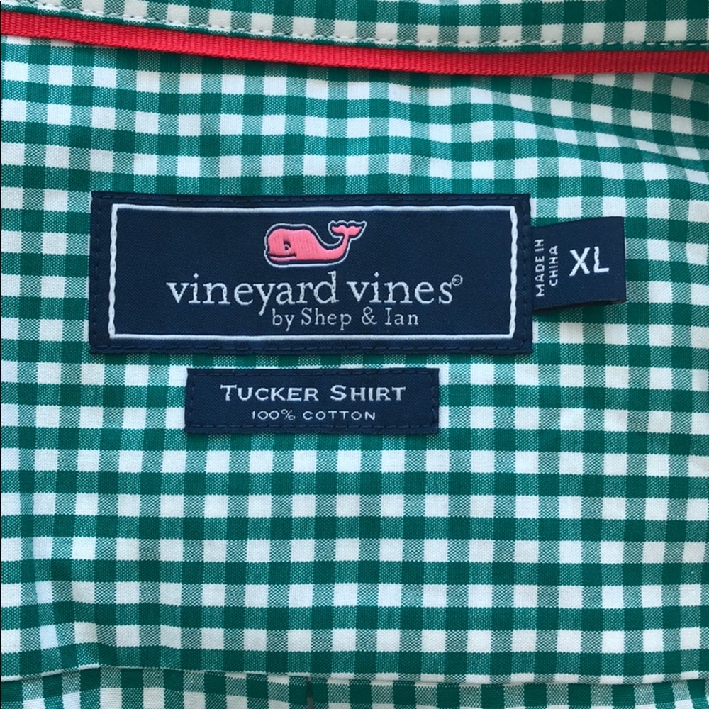 Vineyard Vines Button-Down - image 4